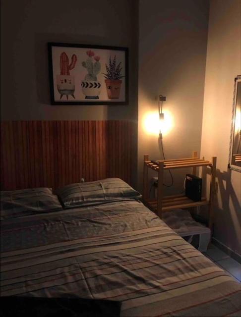 Apto 29 - Pequeno Com Otima Localizacao Apartamento São Paulo